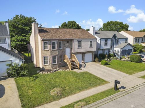 6064 Northbend Dr, Canal Winchester, OH, 43110-9134 | Card Image