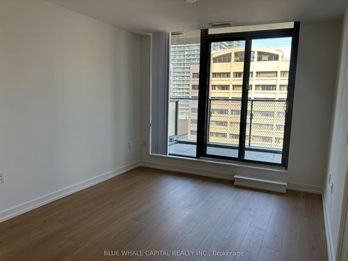 602-11 Wellesley St W, Toronto, ON, M4Y0G4 | Card Image