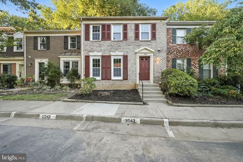 9650 Masterworks Dr, VIENNA, VA, 22181-6131 | Card Image