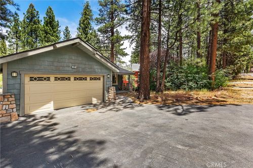 329 E Sherwood Blvd, Big Bear City, CA, 92314 | Card Image