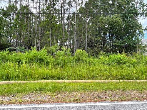 14808 Dismuke Ave, Biloxi, MS, 39532-5730 | Card Image