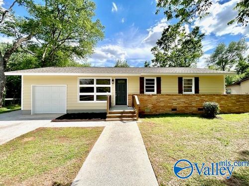 4003 Grizzard Rd Nw, Huntsville, AL, 35810-3628 | Card Image