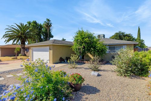 2423 W Norwich Avenue, Fresno, CA, 93705 | Card Image
