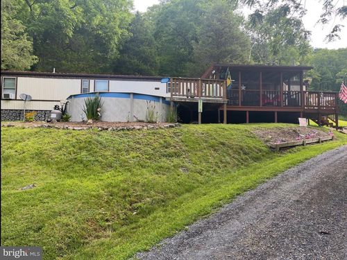 147 Day Owens Dr, FRANKLIN, WV, 26807-6108 | Card Image