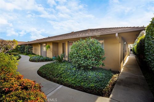 180 E Parkdale Dr, San Bernardino, CA, 92404-1681 | Card Image