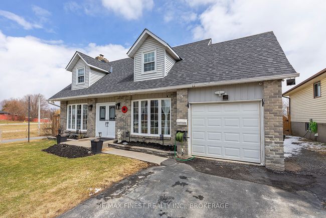187 Wilson St, House other with 3 bedrooms, 3 bathrooms and 4 parking in Kingston ON | Image 9