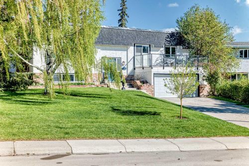 47 Coleridge Cres Nw, Calgary, AB, T2K1X8 | Card Image