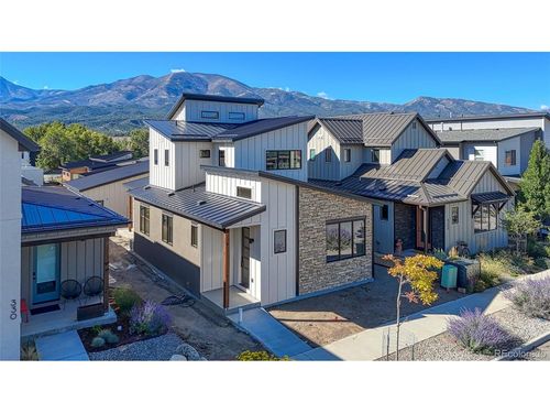 326 Old Stage Rd, Salida, CO, 81201-8907 | Card Image