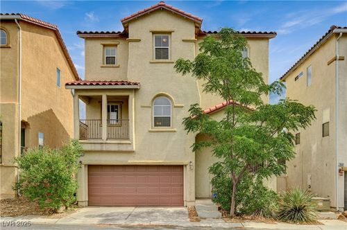 7055 Canary Ivy Way, Las Vegas, NV, 89156-8033 | Card Image