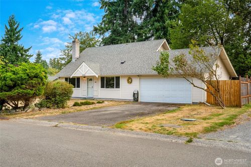 13715 59th Avenue Se, Everett, WA, 98208 | Card Image