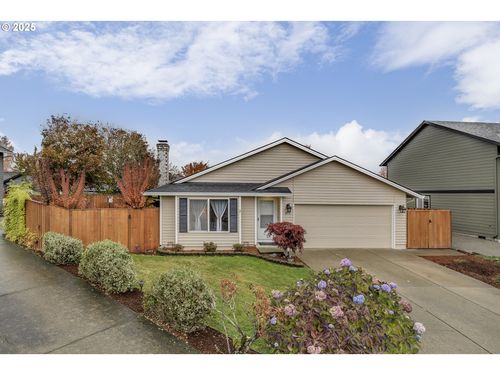 675 Se 70th Ct, Hillsboro, OR, 97123-6330 | Card Image