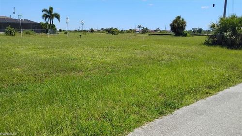 3805 Nw 39th Ln, Cape Coral, FL, 33993-9027 | Card Image