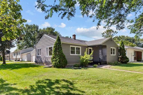 272 17th Street, Fond Du Lac, WI, 54935 | Card Image