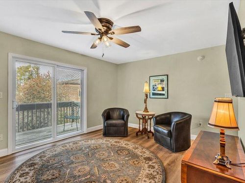 c-13-2840 Colonial Ave Sw, Roanoke, VA, 24015-3862 | Card Image