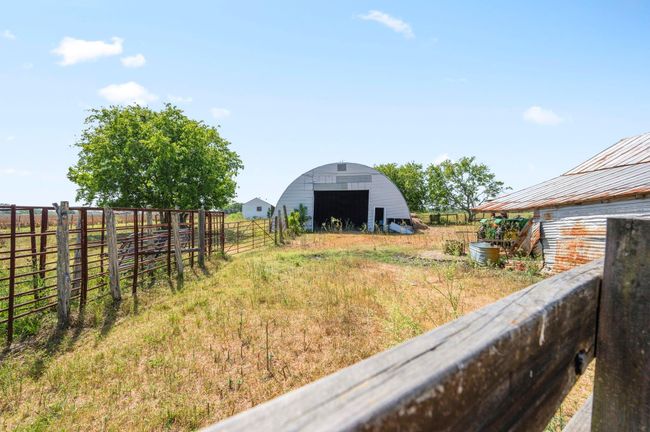 9919 Bohacek Rd, Home with 3 bedrooms, 2 bathrooms and 4 parking in Beasley TX | Image 15