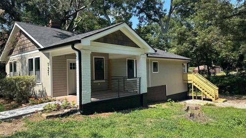 121 Orchard St, Fairburn, GA, 30213-1216 | Card Image