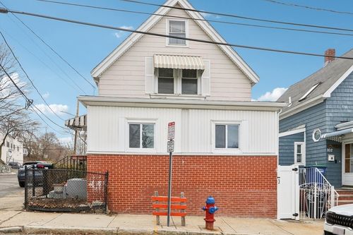 100 Fremont St, Somerville, MA, 02145-1412 | Card Image