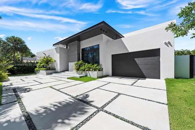 620 Ocean Blvd, House other with 6 bedrooms, 9 bathrooms and null parking in Golden Beach FL | Image 6