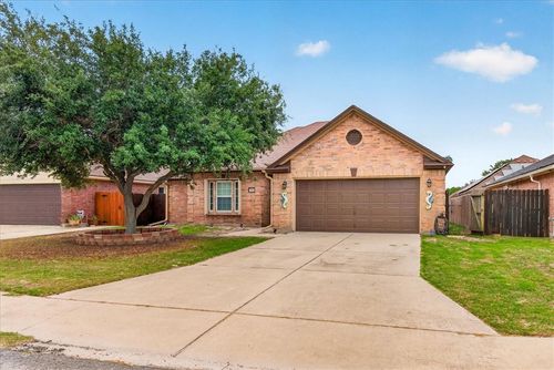 1510 W Nelson Ave, Aransas Pass, TX, 78336-1836 | Card Image