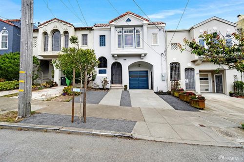 2286 25th Ave, San Francisco, CA, 94116-1748 | Card Image