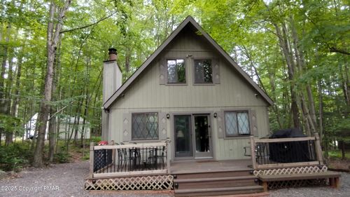 54 Deerfield Rd, Lake Ariel, PA, 18436 | Card Image