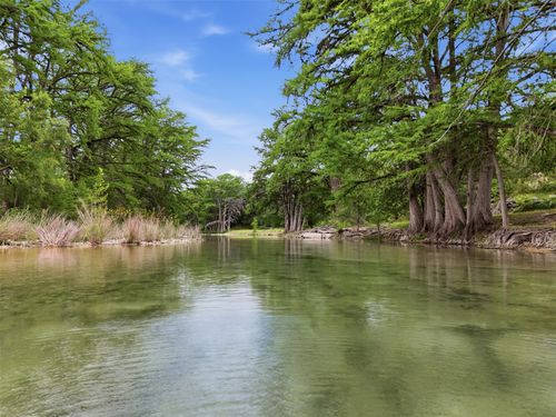 1260 Magers Road, ConCan, TX, 78801 | Card Image