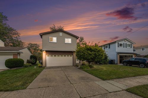 535 S Hubbard St, Westland, MI, 48186-5200 | Card Image