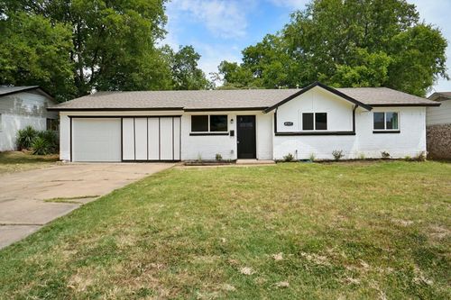 4521 Gary Dr, Haltom City, TX, 76117-3608 | Card Image