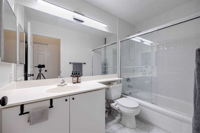 103 - 5 Emerald Lane, Condo with 1 bedrooms, 1 bathrooms and 1 parking in Thornhill ON | Image 13