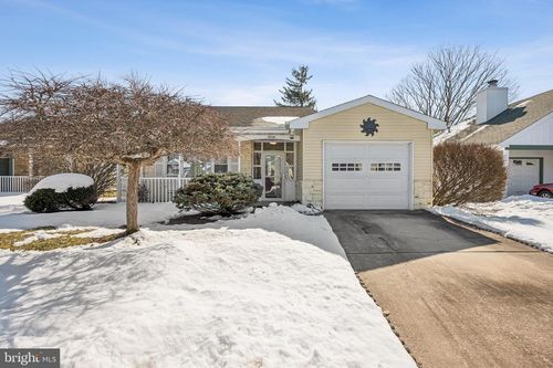 20 Tifani Ln, Southampton, NJ, 08088-1128 | Card Image