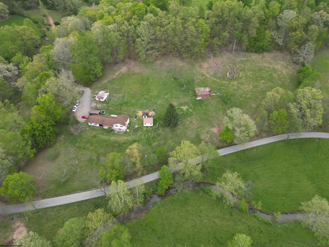 10401 Skin Creek Rd, House other with 4 bedrooms, 3 bathrooms and 3 parking in Horner WV | Image 37