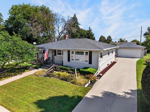 1303 N 27th Street, Sheboygan, WI, 53081 | Card Image