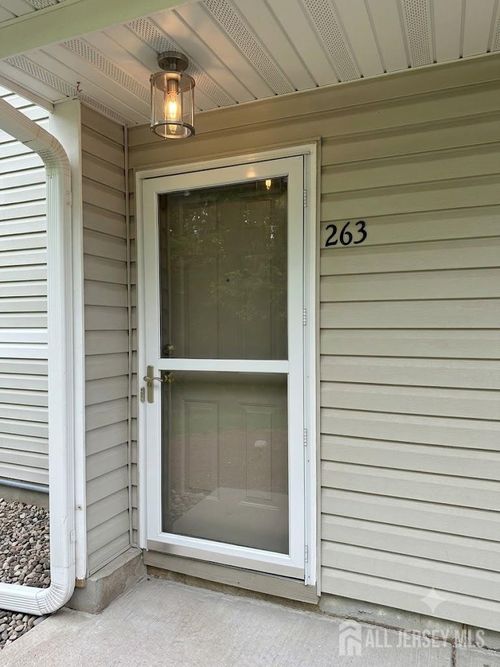 263 Prestwick Way, Edison, NJ, 08820-4627 | Card Image
