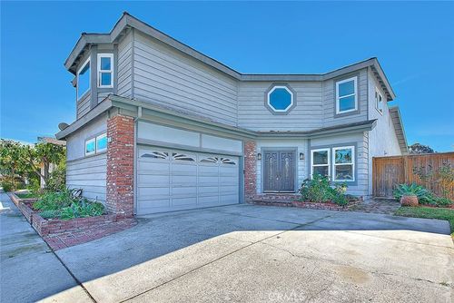 4 Carson, Irvine, CA, 92620-3311 | Card Image