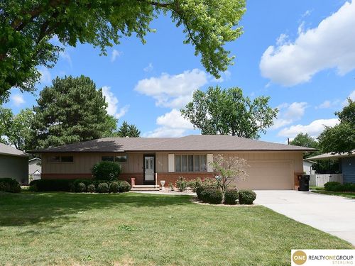 1810 Frederiksen St, Fremont, NE, 68025-3610 | Card Image