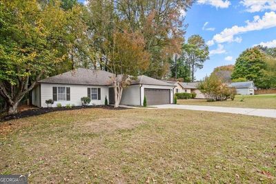 4730 Hanstedt Trace, House other with 3 bedrooms, 2 bathrooms and null parking in Alpharetta GA | Image 2