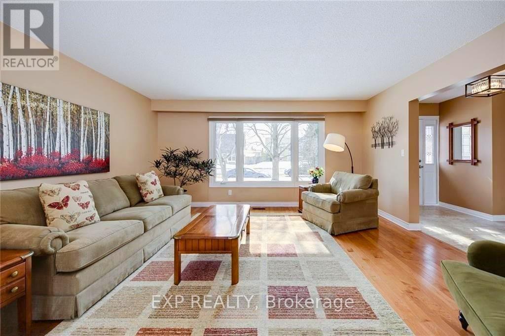 Residential in Barrie (Sunnidale) 3