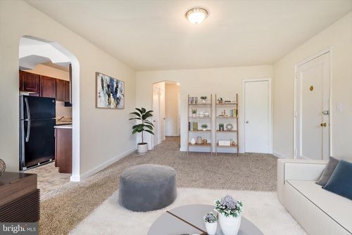 apt-302-1525 28th St Se, WASHINGTON, DC, 20020-3871 | Card Image