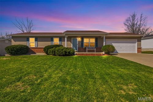 2520 Trojan Cir, Troy, MO, 63379-3350 | Card Image