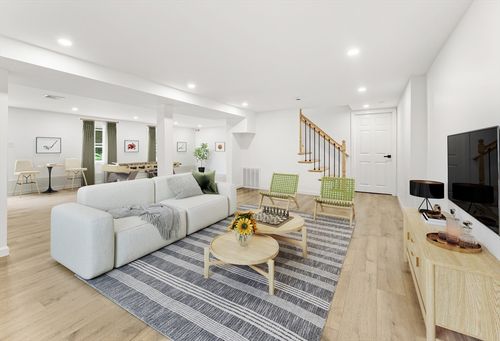 3 Stetson Cir, Walpole, MA, 02081-1918 | Card Image