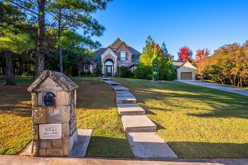 6821 Cypress Holw, Edmond, OK, 73034-1303 | Card Image