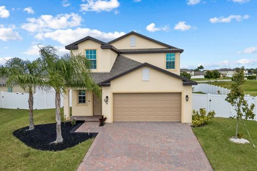 996 Bent Creek Dr, Fort Pierce, FL, 34947-1330 | Card Image