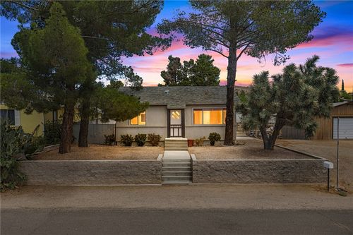 609 Silver St, Kingman, AZ, 86401-5546 | Card Image