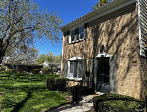 1806 Torquay Ave, Royal Oak, MI, 48073-1223 | Card Image