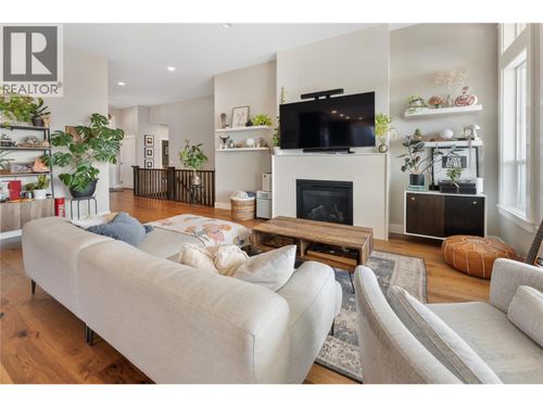 13301 Apex Lane, Lake Country, BC, V4V2W3 | Card Image