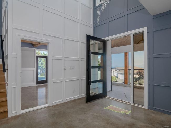 Entrance | Image 17