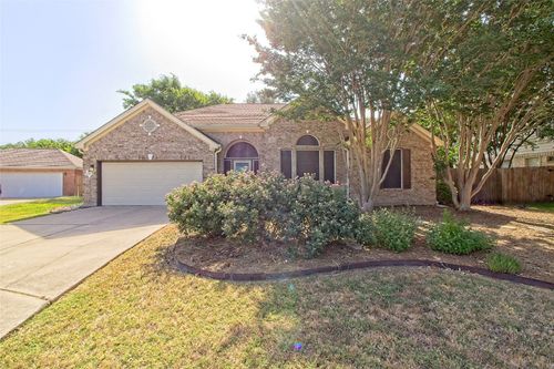 301 Derby Ln, Georgetown, TX, 78626-6323 | Card Image