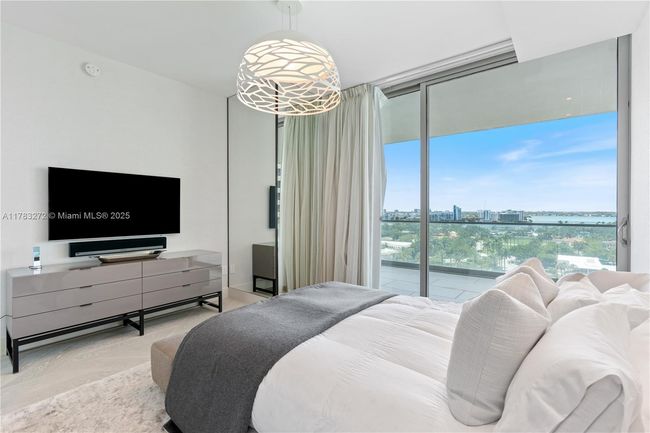 UNIT-1001 - 10203 Collins Ave, Condo with 3 bedrooms, 5 bathrooms and null parking in Bal Harbour FL | Image 27