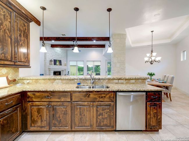 30007 Cibolo Path, House other with 3 bedrooms, 3 bathrooms and null parking in Fair Oaks Ranch TX | Image 22