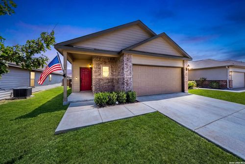 10918 Airmen Dr, Converse, TX, 78109-1400 | Card Image